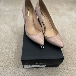 BCBGeneration Levonne‑X Pointed Heels Size 9 Ballerina Snake‑Print